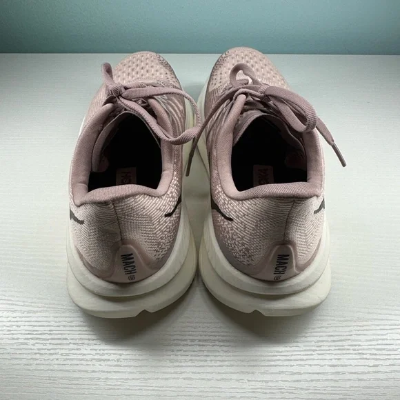 Women’s Hoka Mach 6- Size 7.5 US - Picture 6 of 17